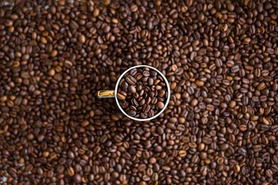 Coffee continues 8-month slide, no Brazil freeze in sight
